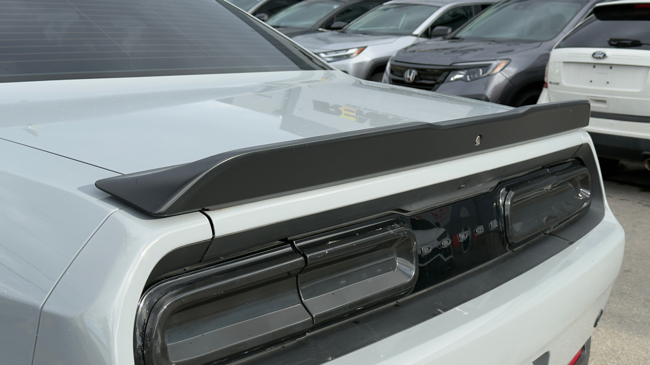 Dodge Challenger GT RWD 2022