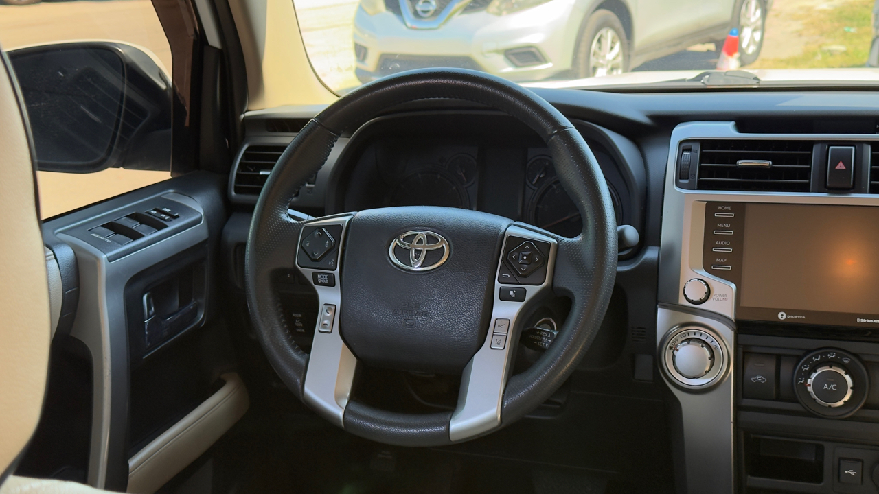 Toyota 4Runner SR5 2WD (Natl) 2021