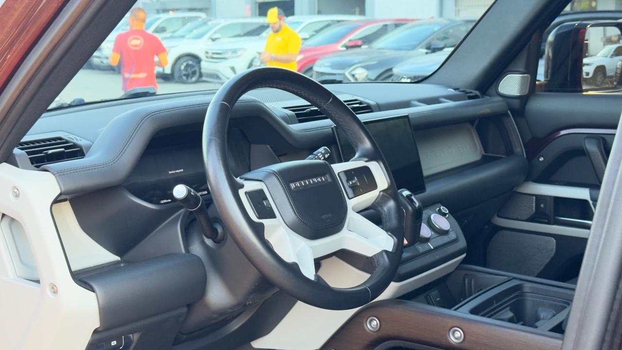 Land Rover Defender 130 First Edition AWD 2023