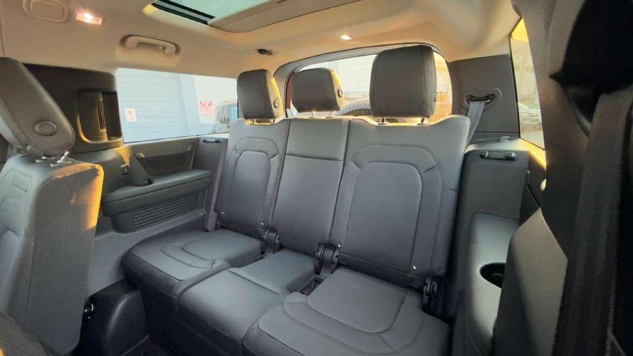 Land Rover Defender 130 First Edition AWD 2023