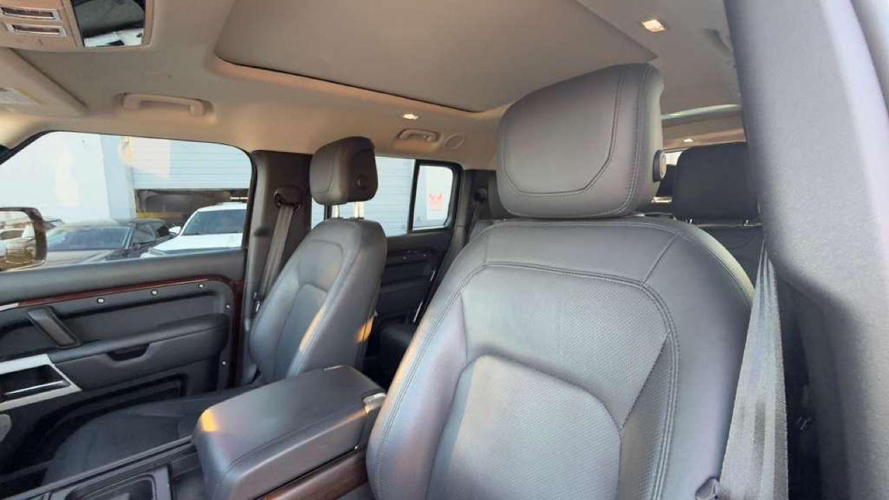 Land Rover Defender 130 First Edition AWD 2023