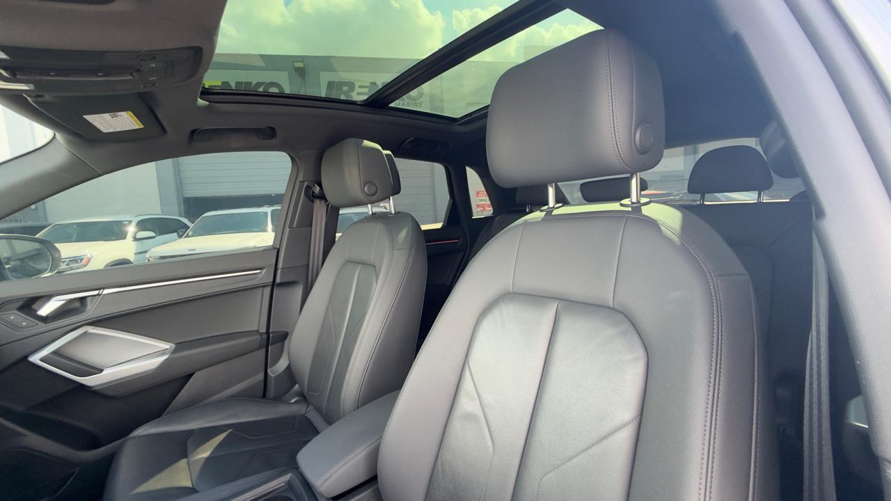 Audi Q3 Premium Plus 40 TFSI quattro 2021