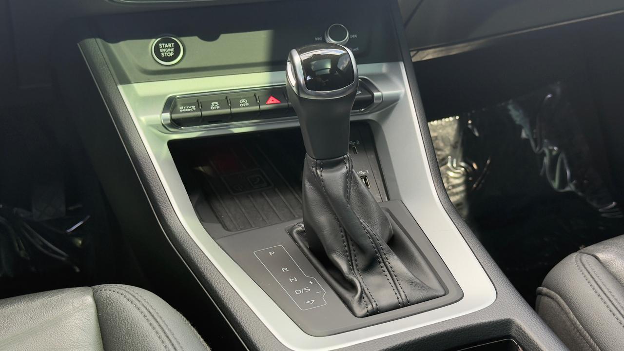 Audi Q3 Premium Plus 40 TFSI quattro 2021