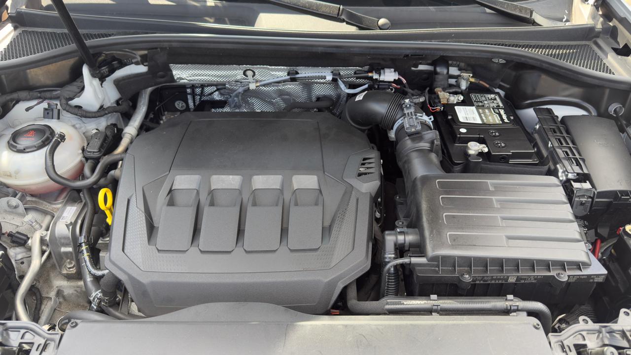 Audi Q3 Premium Plus 40 TFSI quattro 2021