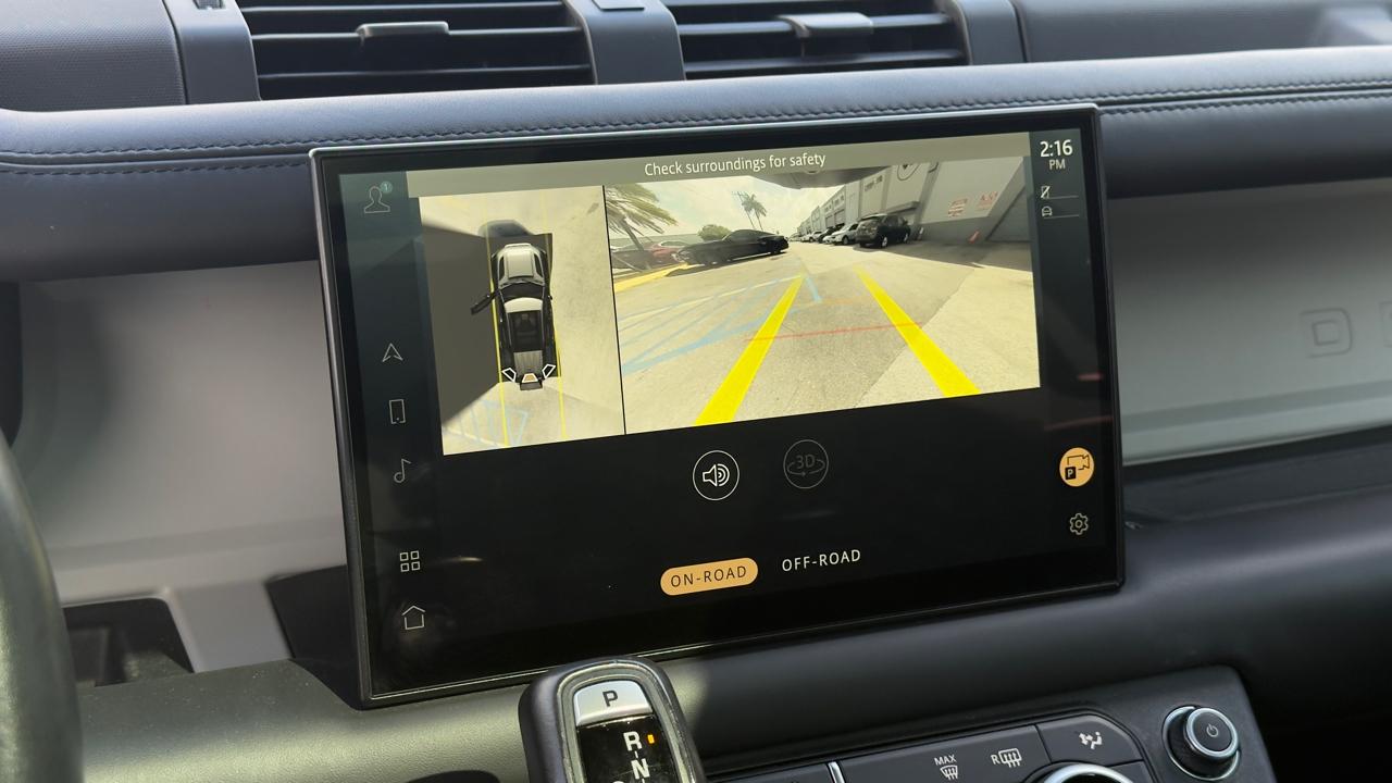 Land Rover Defender 110 X-Dynamic HSE AWD 2022