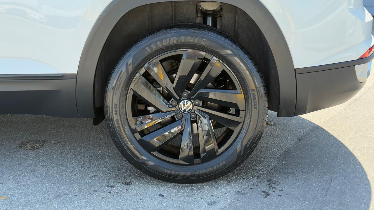 Volkswagen Atlas Cross Sport 2.0T SE w/Technology FWD 2023