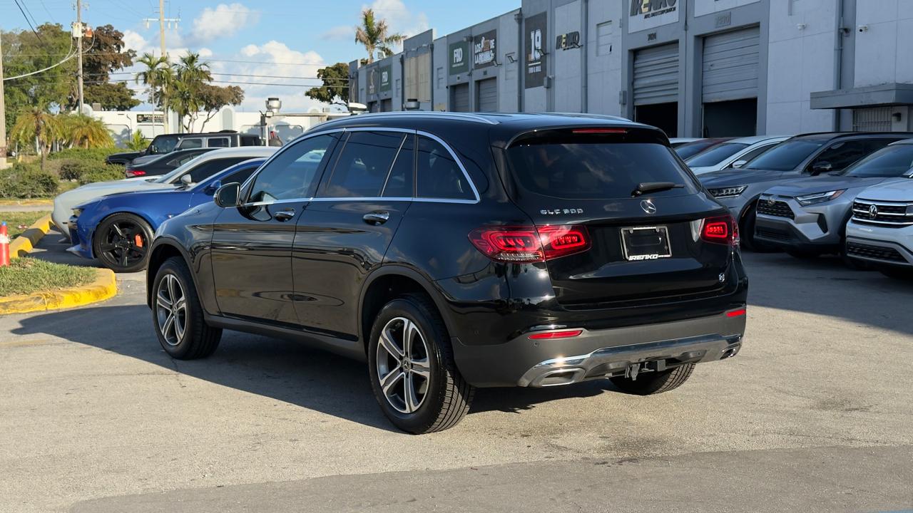 Mercedes-Benz GLC GLC 300 SUV 2022