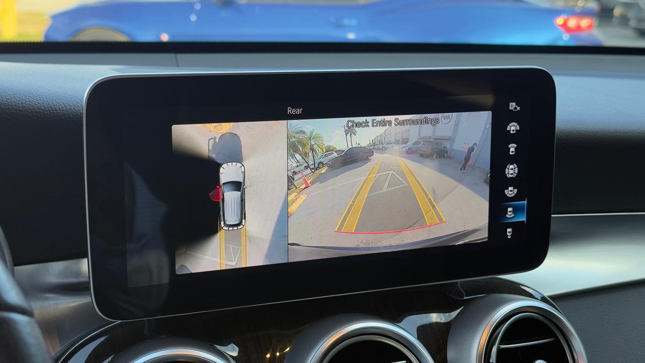 Mercedes-Benz GLC GLC 300 SUV 2022