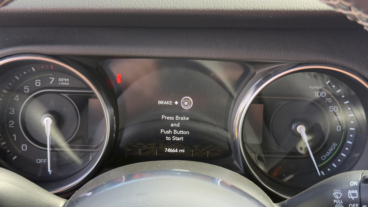 Jeep Wrangler 4xe Unlimited Sahara 4x4 2021