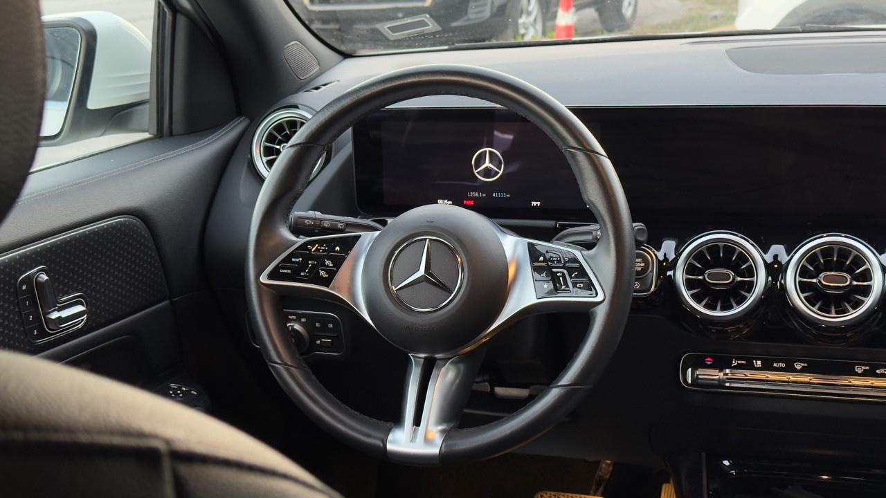 Mercedes-Benz GLA GLA 250 SUV 2025