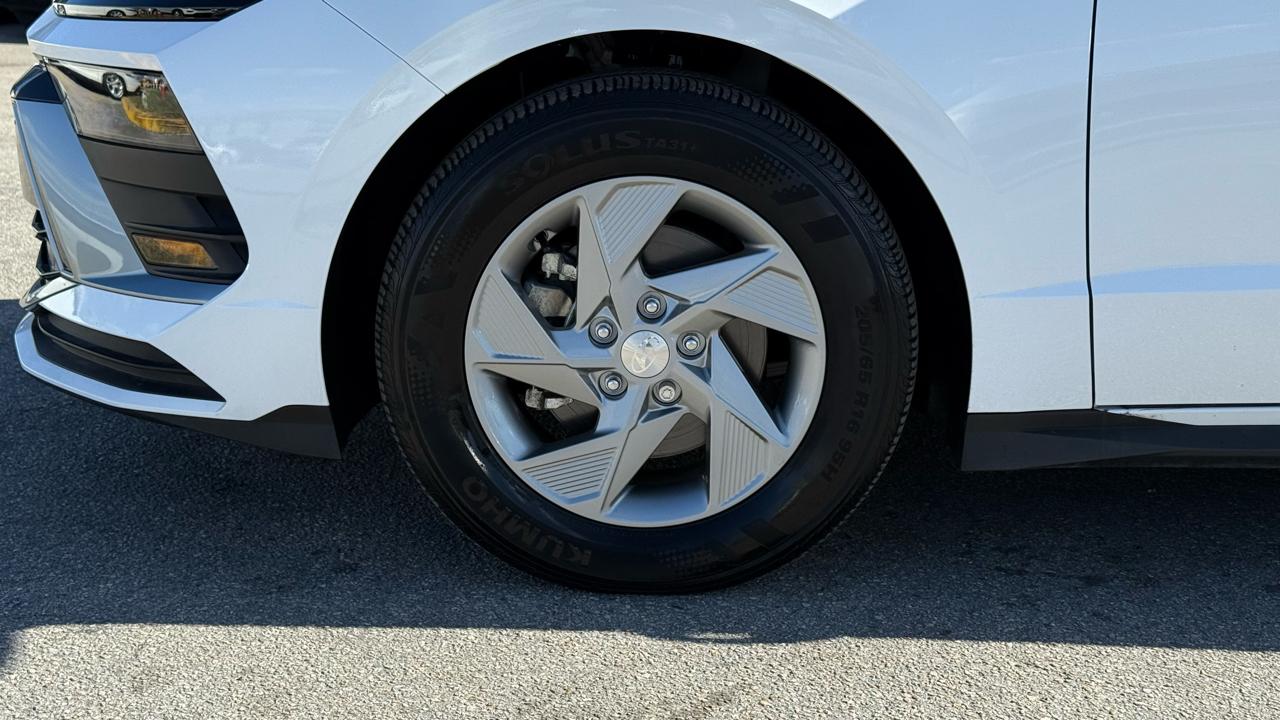 Hyundai Sonata SE FWD 2025