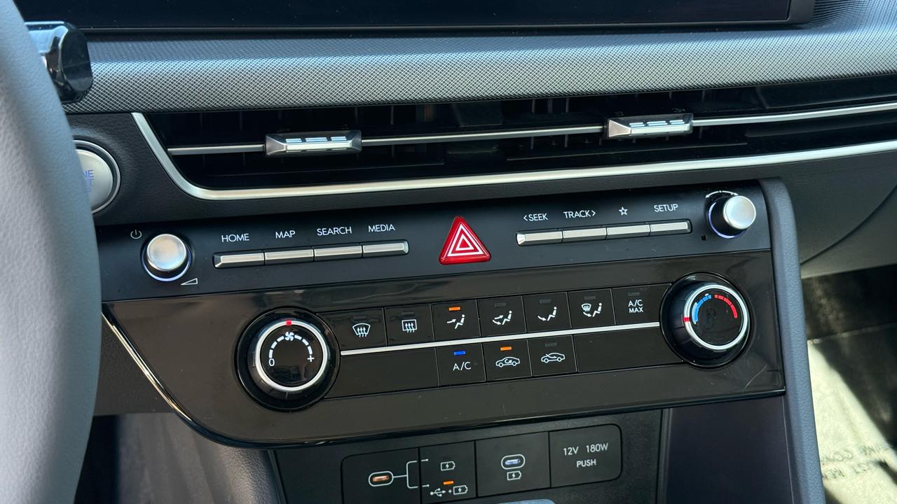 Hyundai Sonata SE FWD 2025