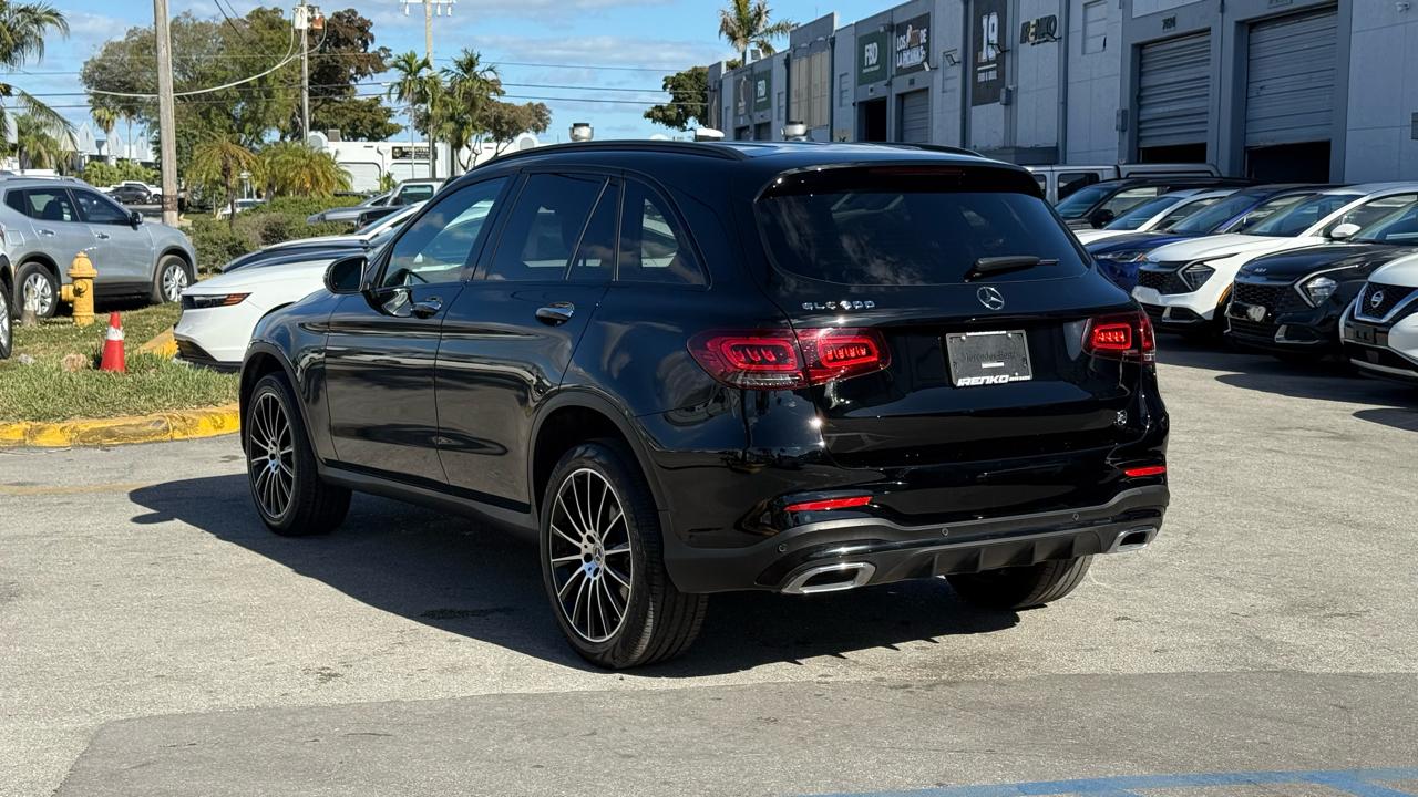 Mercedes-Benz GLC GLC 300 SUV 2022