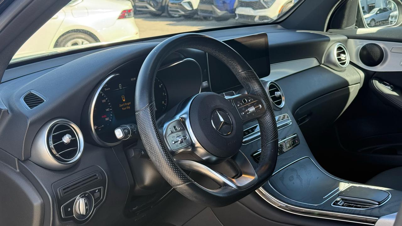 Mercedes-Benz GLC GLC 300 SUV 2022