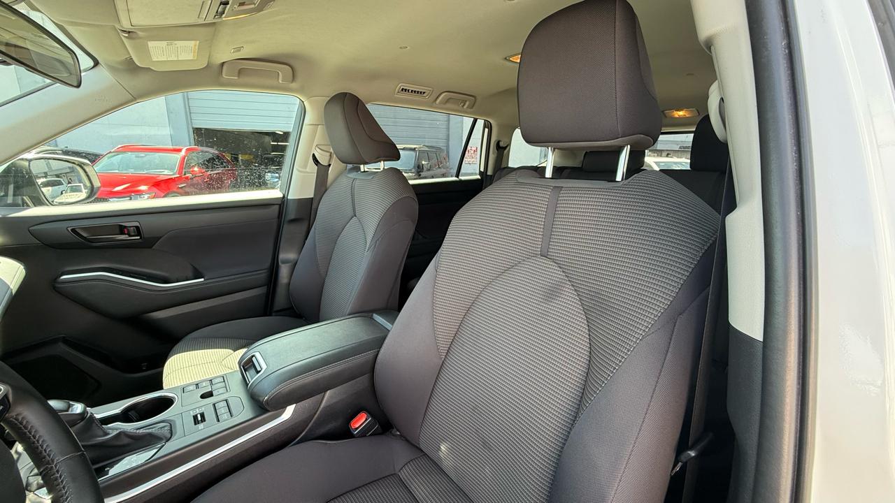 Toyota Highlander Platinum AWD (Natl) 2024