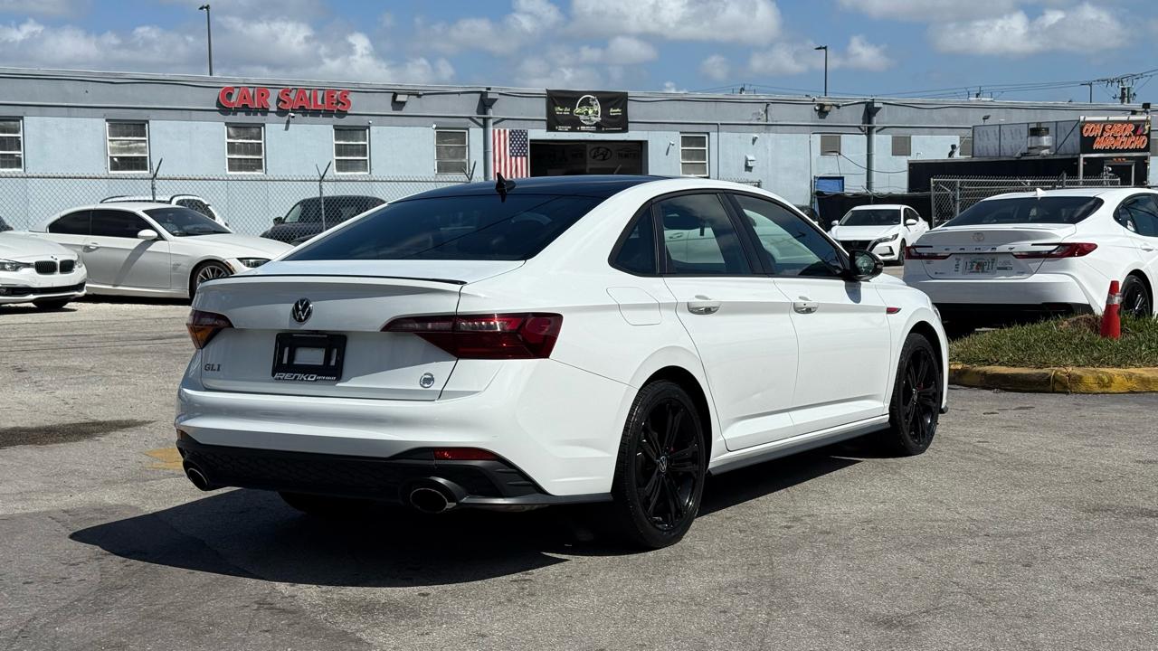 Volkswagen Jetta GLI Autobahn DSG 2022