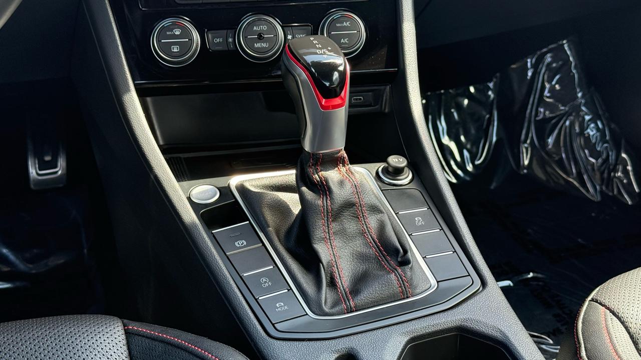 Volkswagen Jetta GLI Autobahn DSG 2022