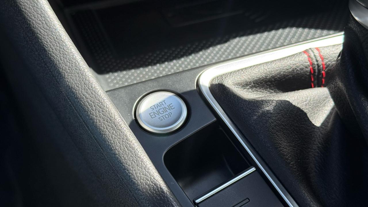 Volkswagen Jetta GLI Autobahn DSG 2022