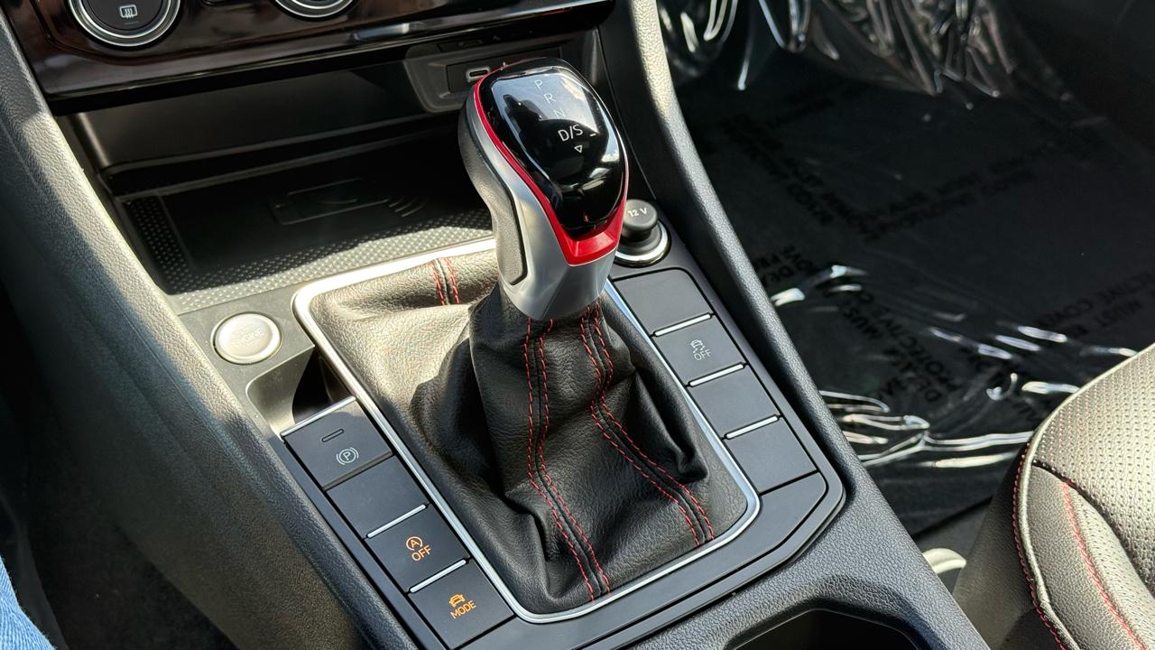 Volkswagen Jetta GLI Autobahn DSG 2022