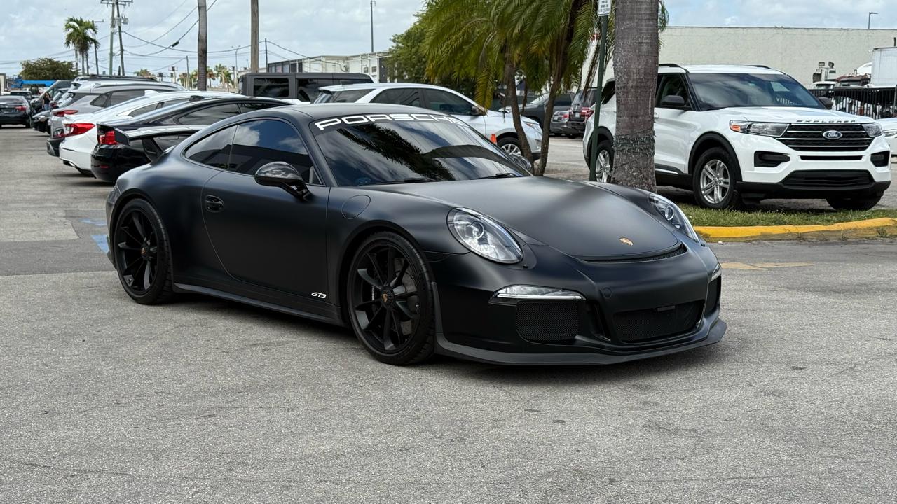 Porsche 911 2dr Cpe GT3 2015