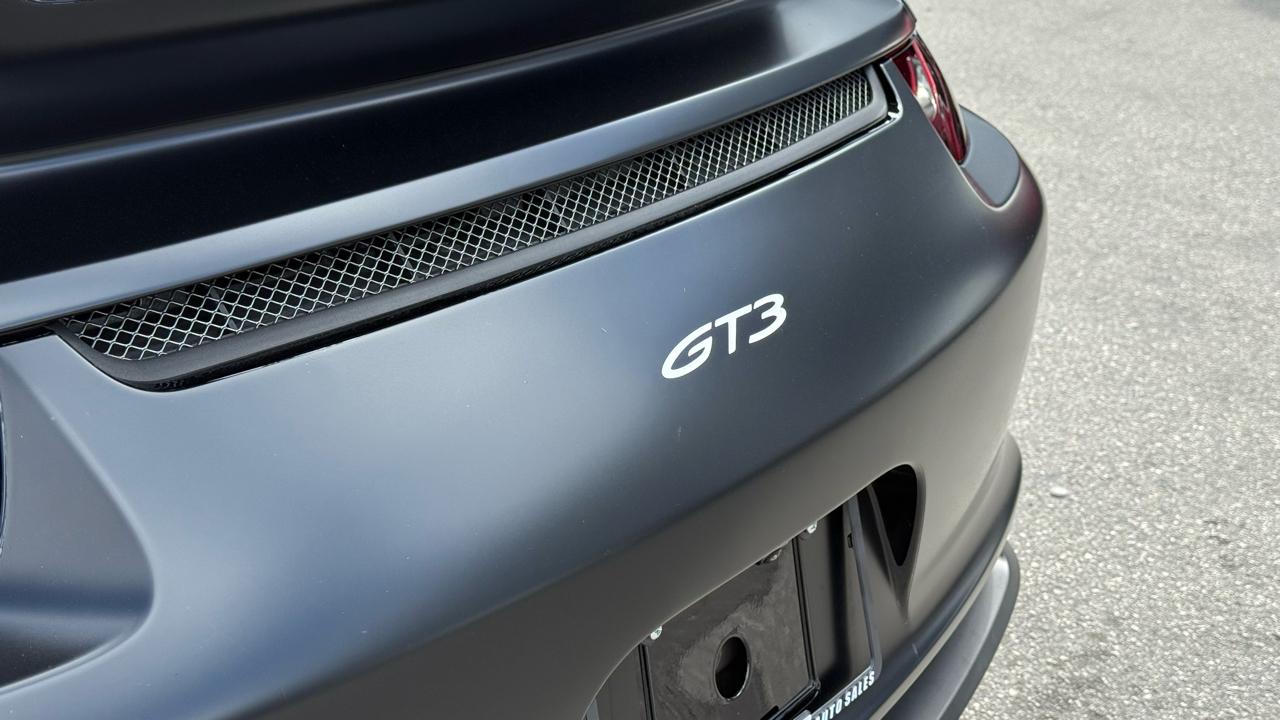 Porsche 911 2dr Cpe GT3 2015