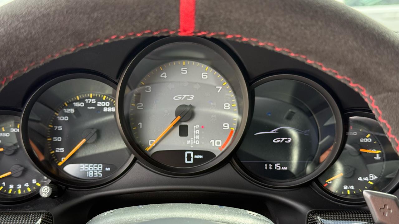 Porsche 911 2dr Cpe GT3 2015