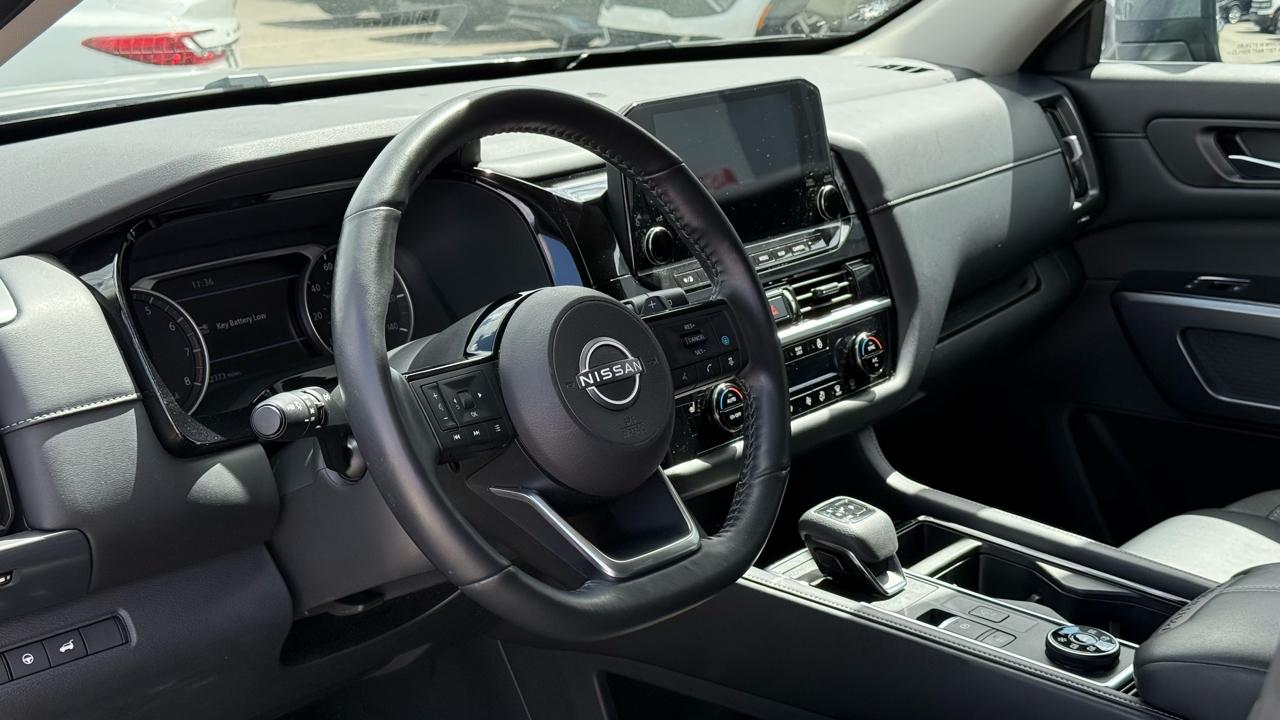 Nissan Pathfinder SL 4WD 2023