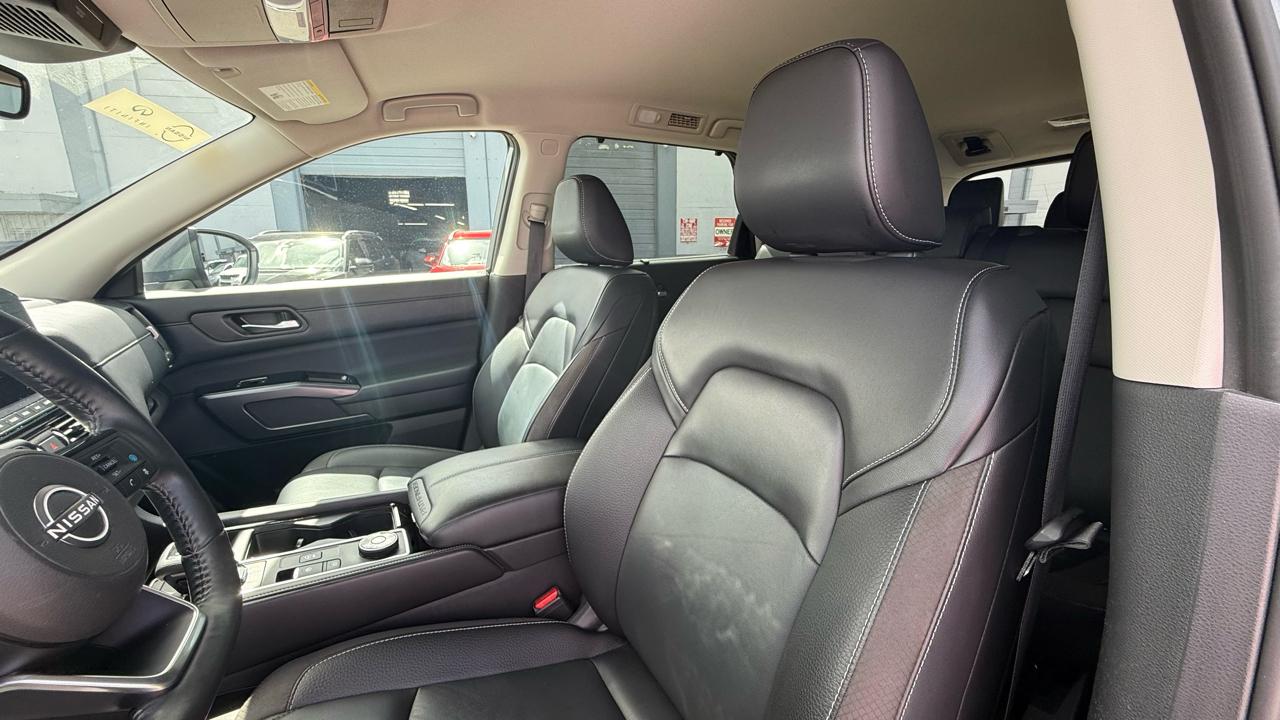 Nissan Pathfinder SL 4WD 2023