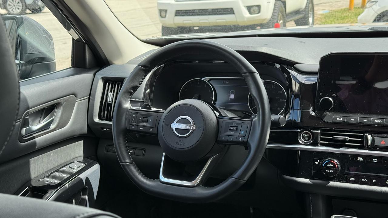 Nissan Pathfinder SL 4WD 2023