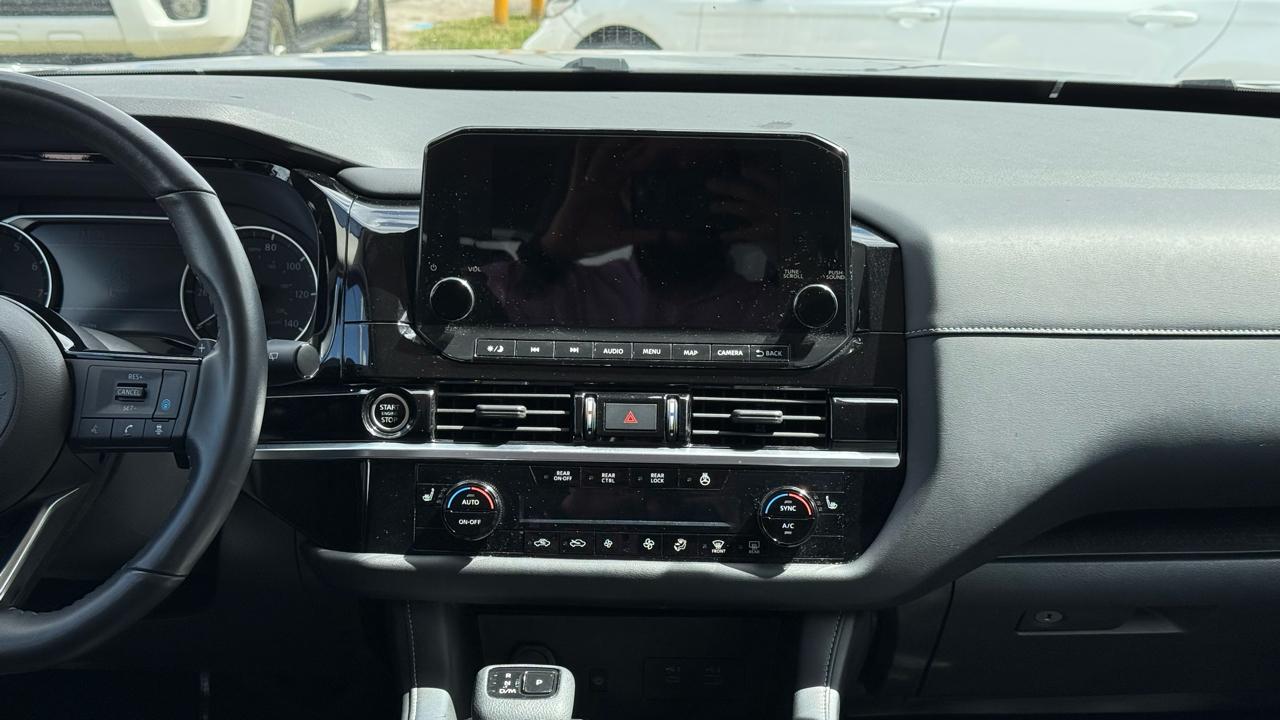 Nissan Pathfinder SL 4WD 2023