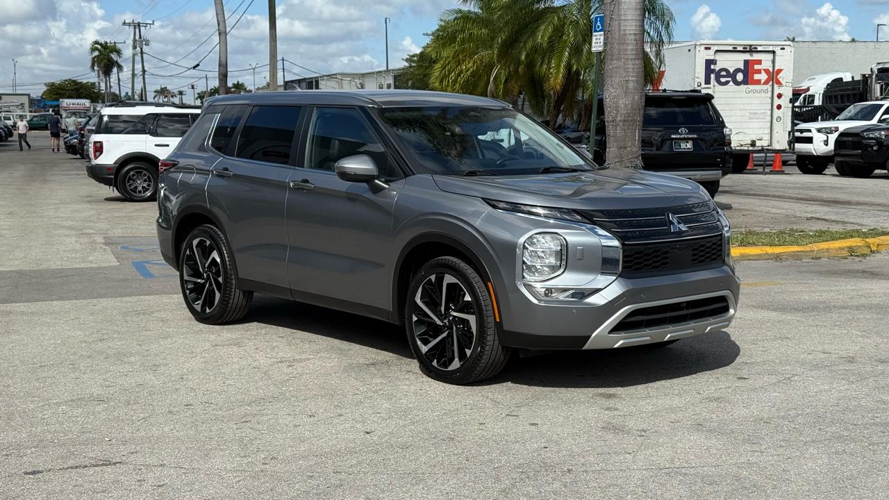 Mitsubishi Outlander SE S-AWC 2024