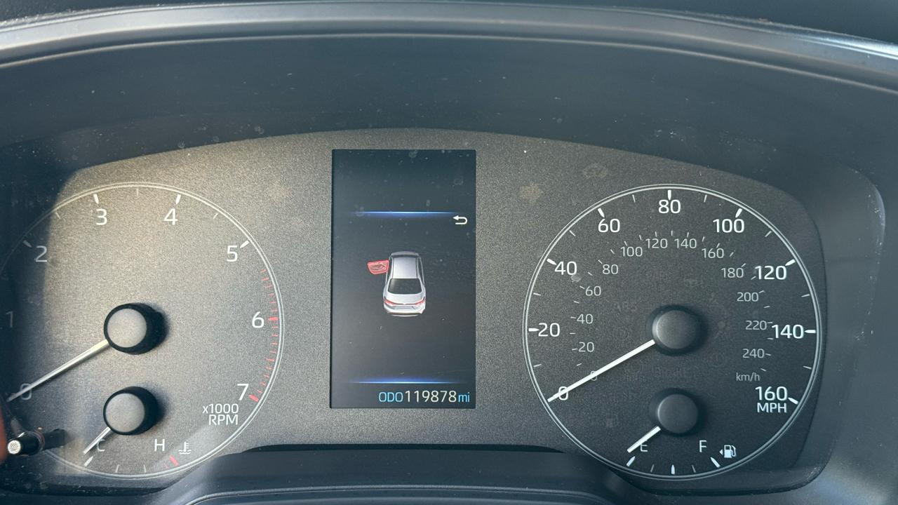 Toyota Corolla Hybrid Nightshade Edition FWD (Natl) 2024