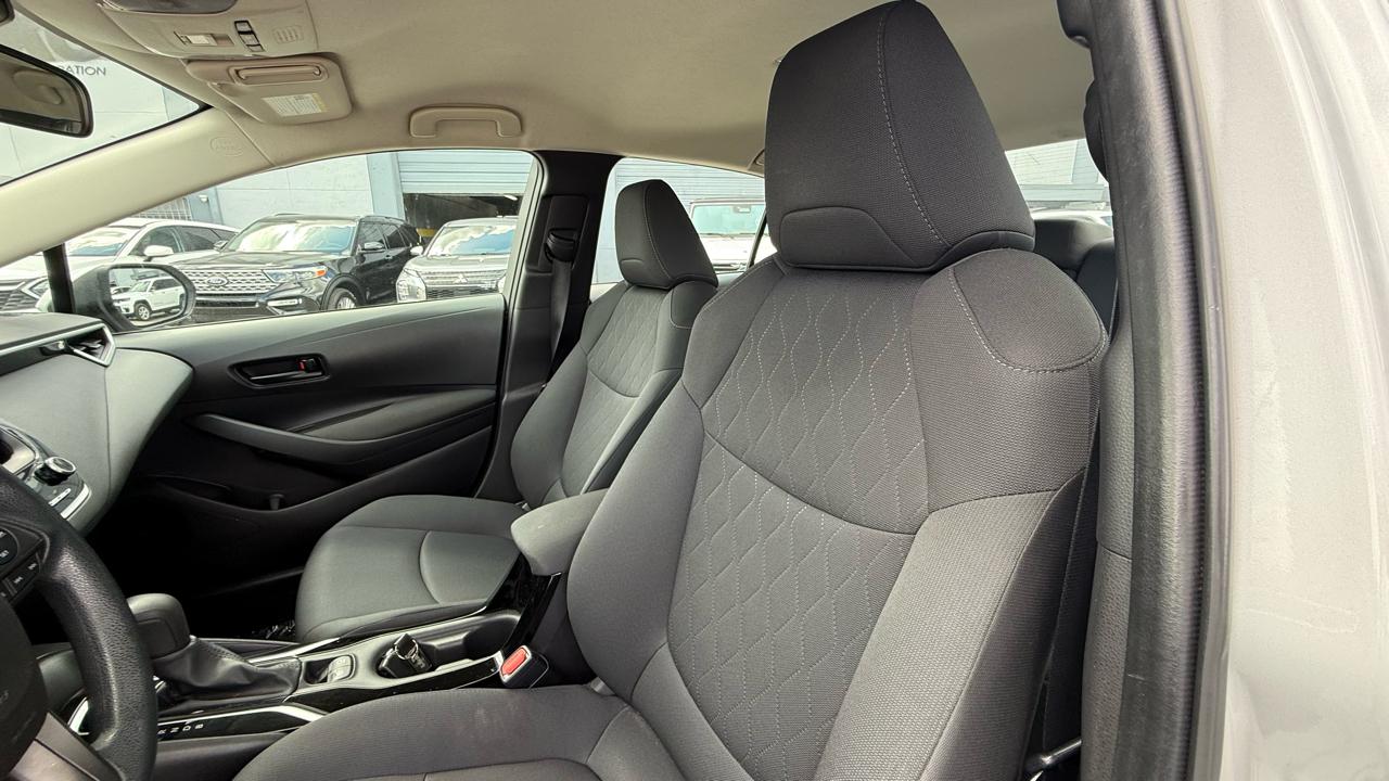 Toyota Corolla LE CVT (Natl) 2022