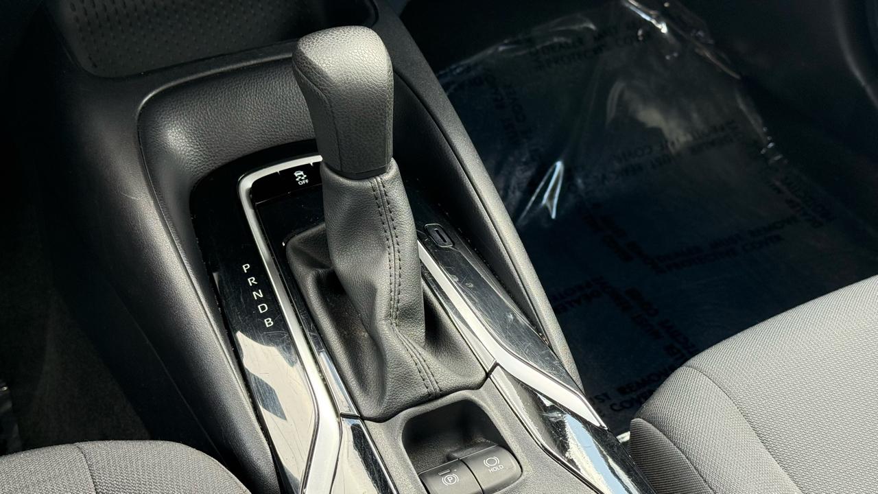 Toyota Corolla LE CVT (Natl) 2022