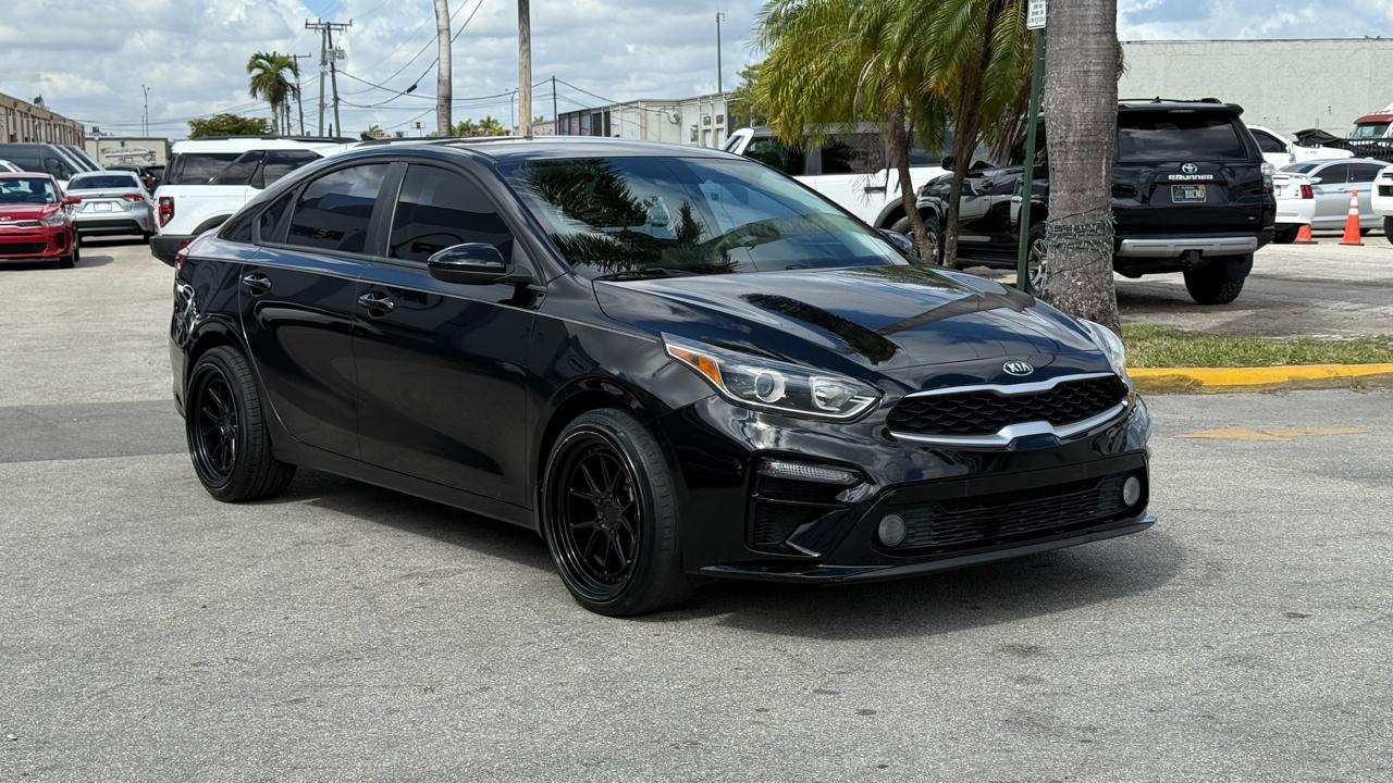 Kia Forte LXS IVT 2021