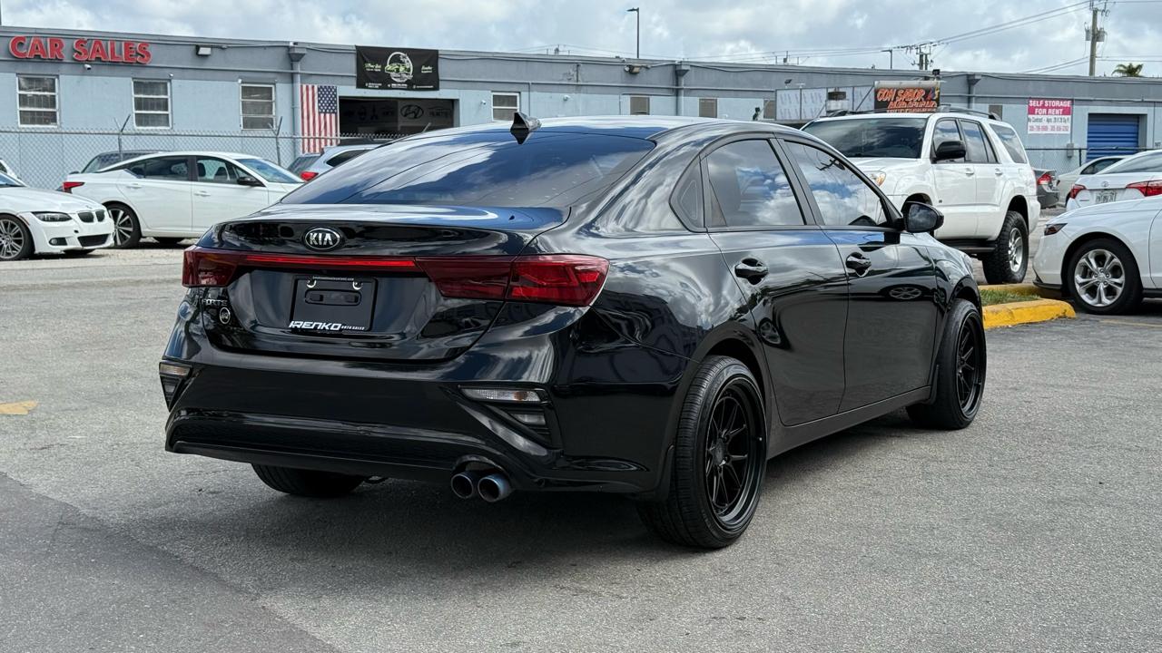 Kia Forte LXS IVT 2021