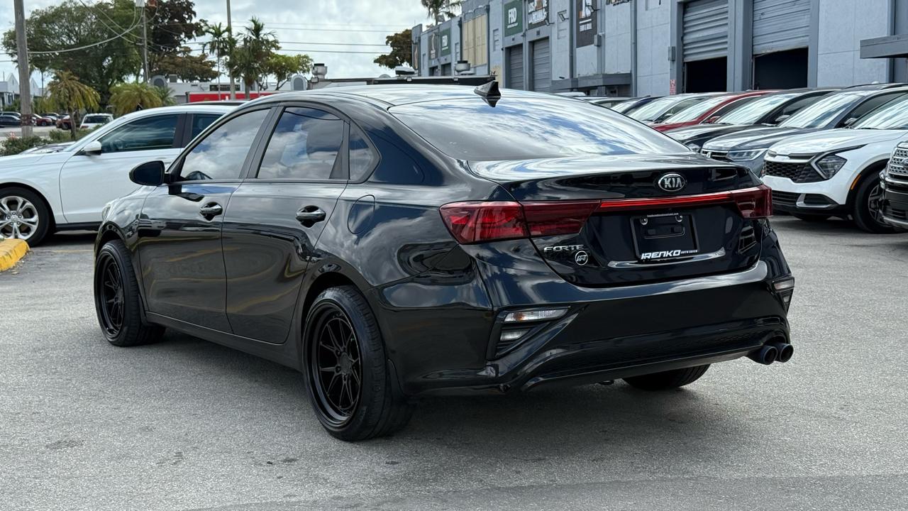 Kia Forte LXS IVT 2021
