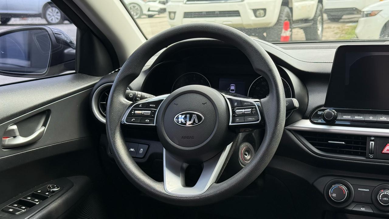 Kia Forte LXS IVT 2021