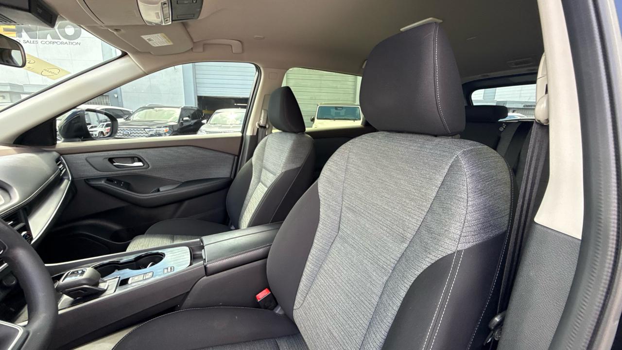 Nissan Rogue FWD SV 2023