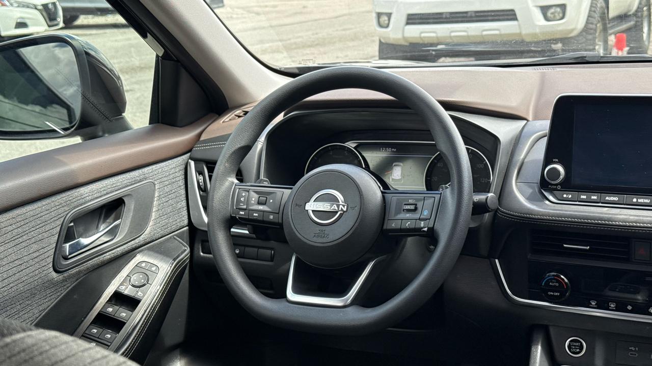 Nissan Rogue FWD SV 2023