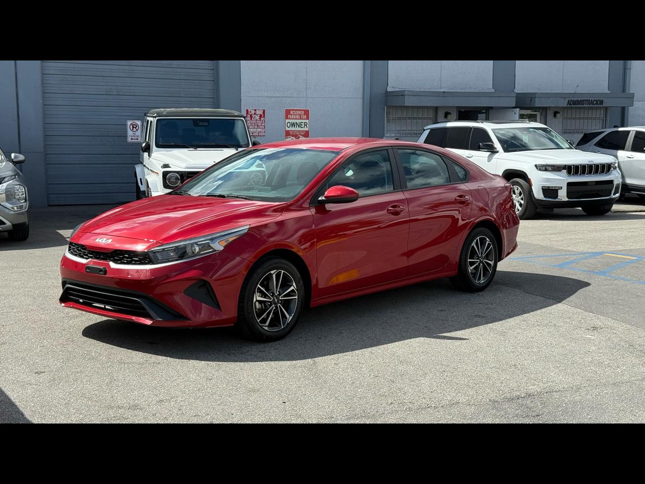 2024 Kia Forte LXS IVT