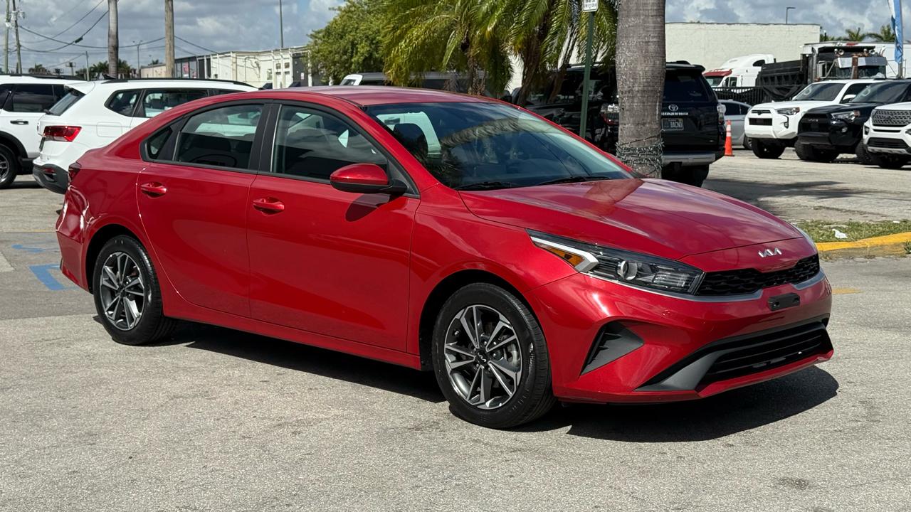 Kia Forte LXS IVT 2024