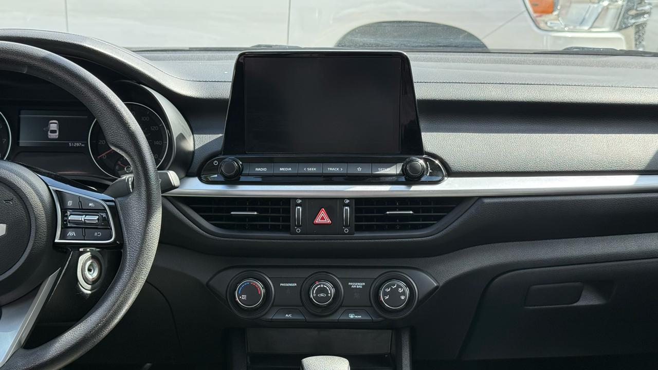 Kia Forte LXS IVT 2024