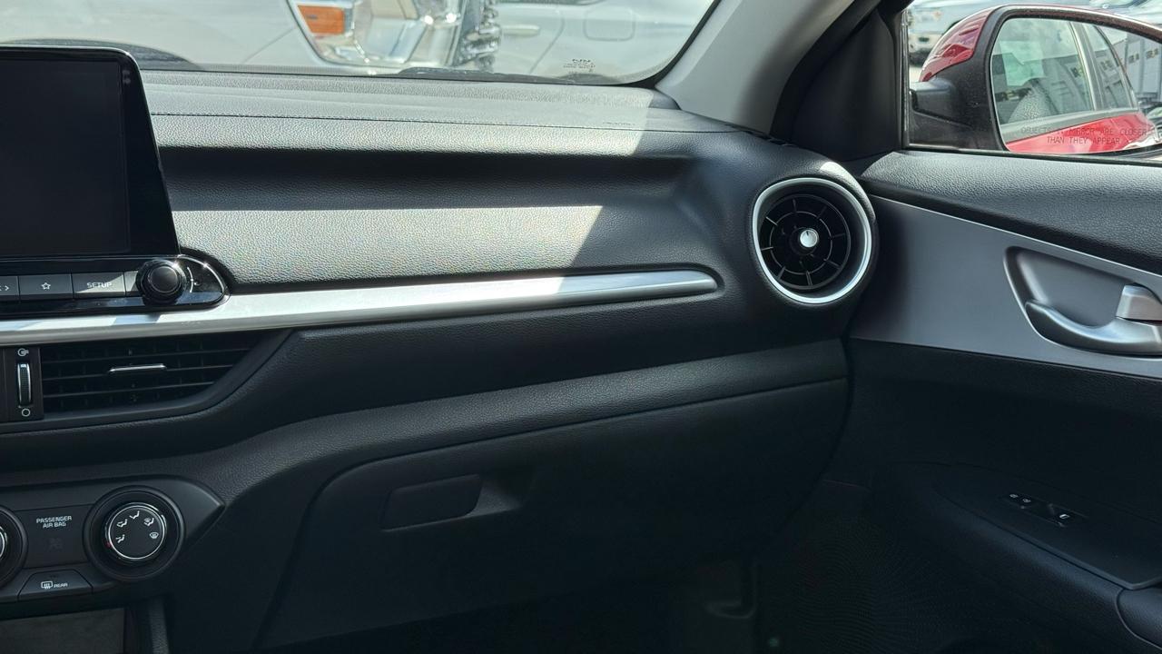 Kia Forte LXS IVT 2024