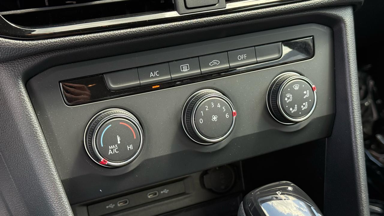 Volkswagen Taos S FWD 2022