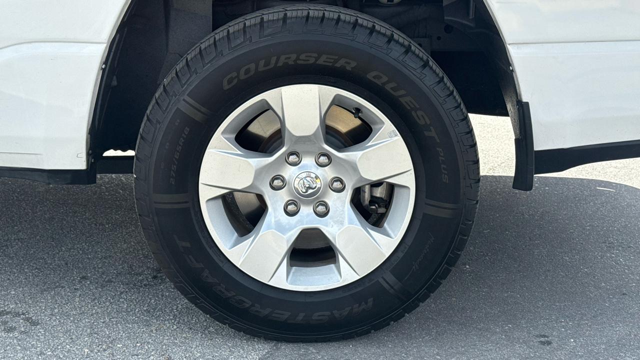 RAM 1500 Big Horn 4x2 Quad Cab 6'4" Box 2022