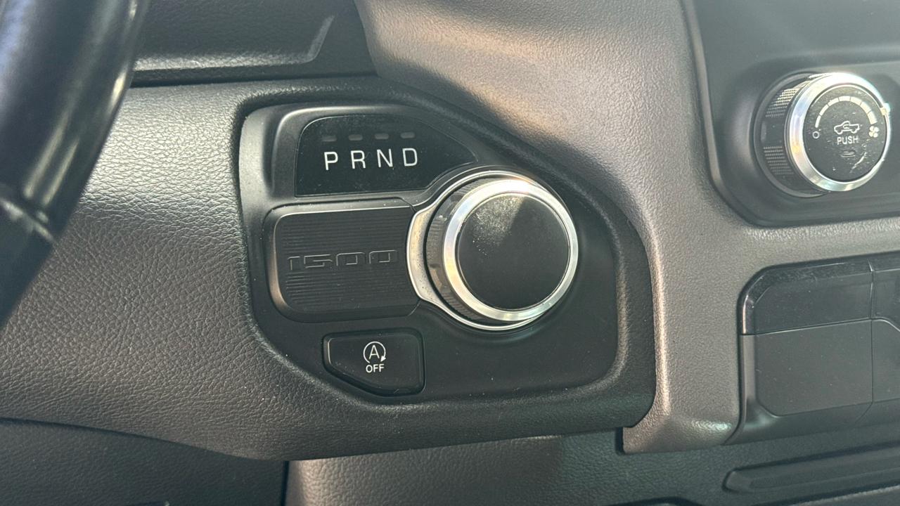 RAM 1500 Big Horn 4x2 Quad Cab 6'4" Box 2022