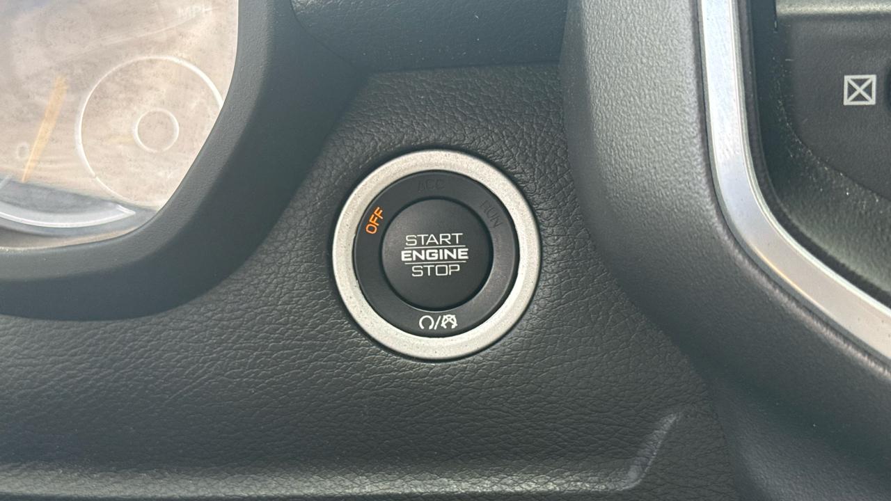 RAM 1500 Big Horn 4x2 Quad Cab 6'4" Box 2022