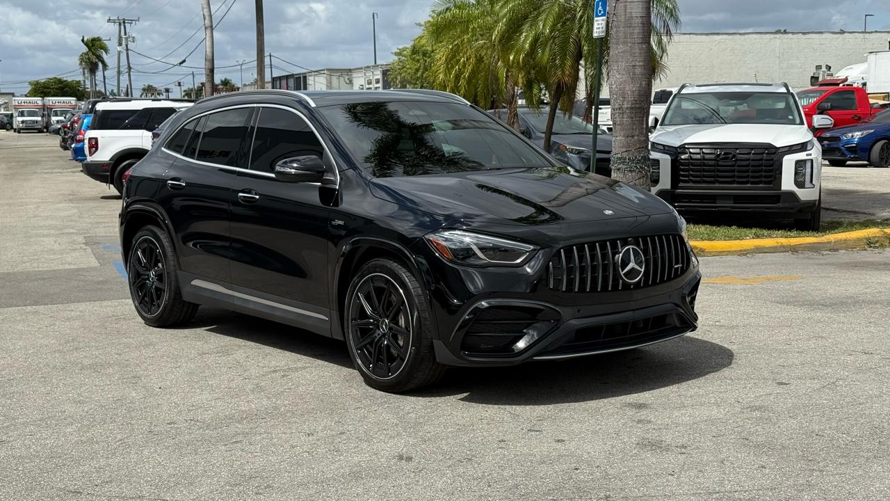 Mercedes-Benz GLA AMG GLA 35 4MATIC SUV 2025