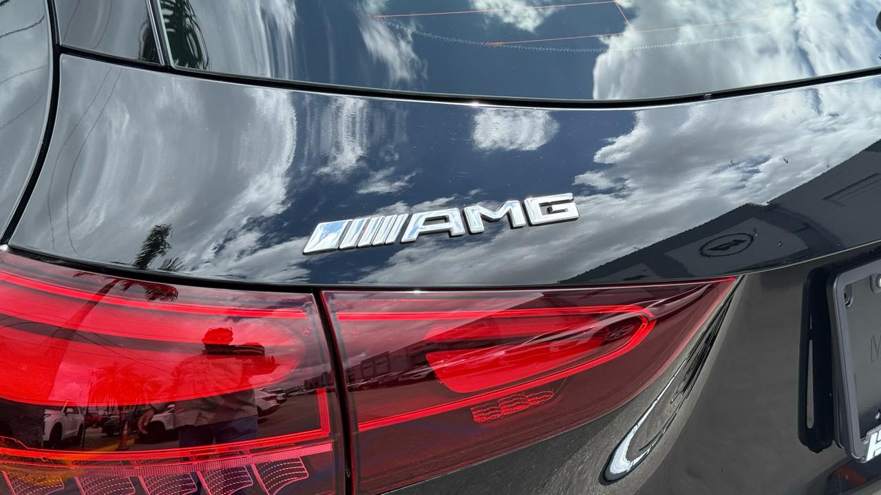 Mercedes-Benz GLA AMG GLA 35 4MATIC SUV 2025